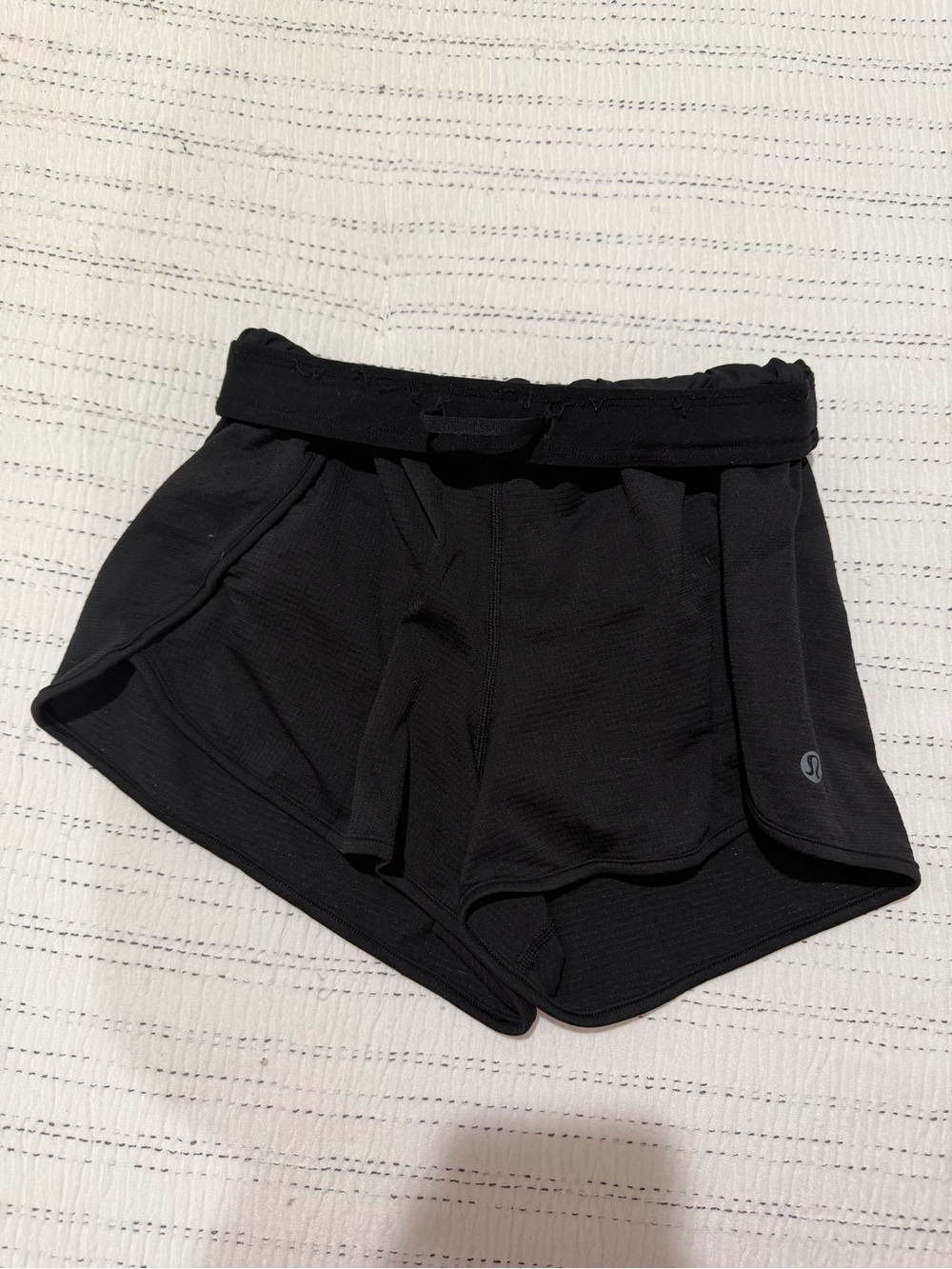 lululemon athletica Black Women's Athletic Shorts 4 inch